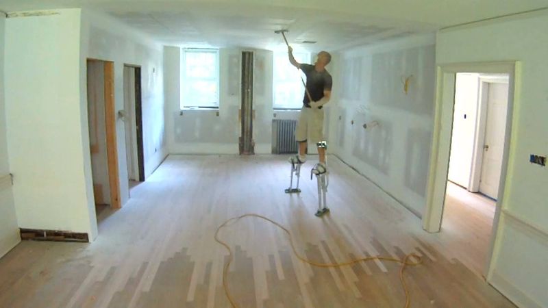 22 HGTV Renovation Tricks That Only Work On TV And Never In Real Homes - Decor Hint Demolition Day Dance Parties