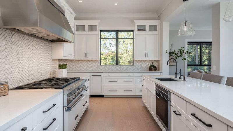All-White Kitchens Losing Their Sparkle
