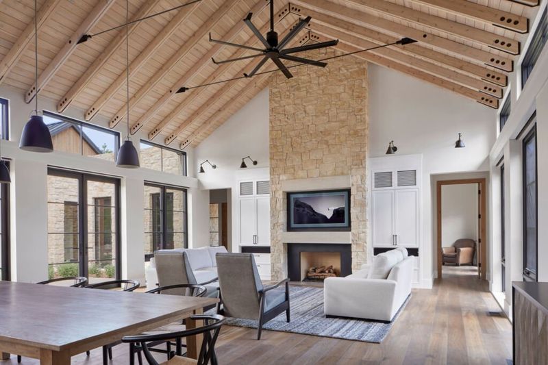 17 Reasons Why A Barndominium Makes A Great Home - Decor Hint Soaring Ceiling Heights
