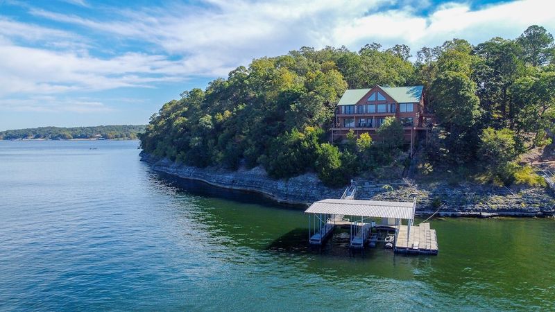Which 6 Oklahoma Home Types Will Drop In Value By Late 2025 Plus 8 That Will Grow - Decor Hint Lakefront Properties Throughout the State