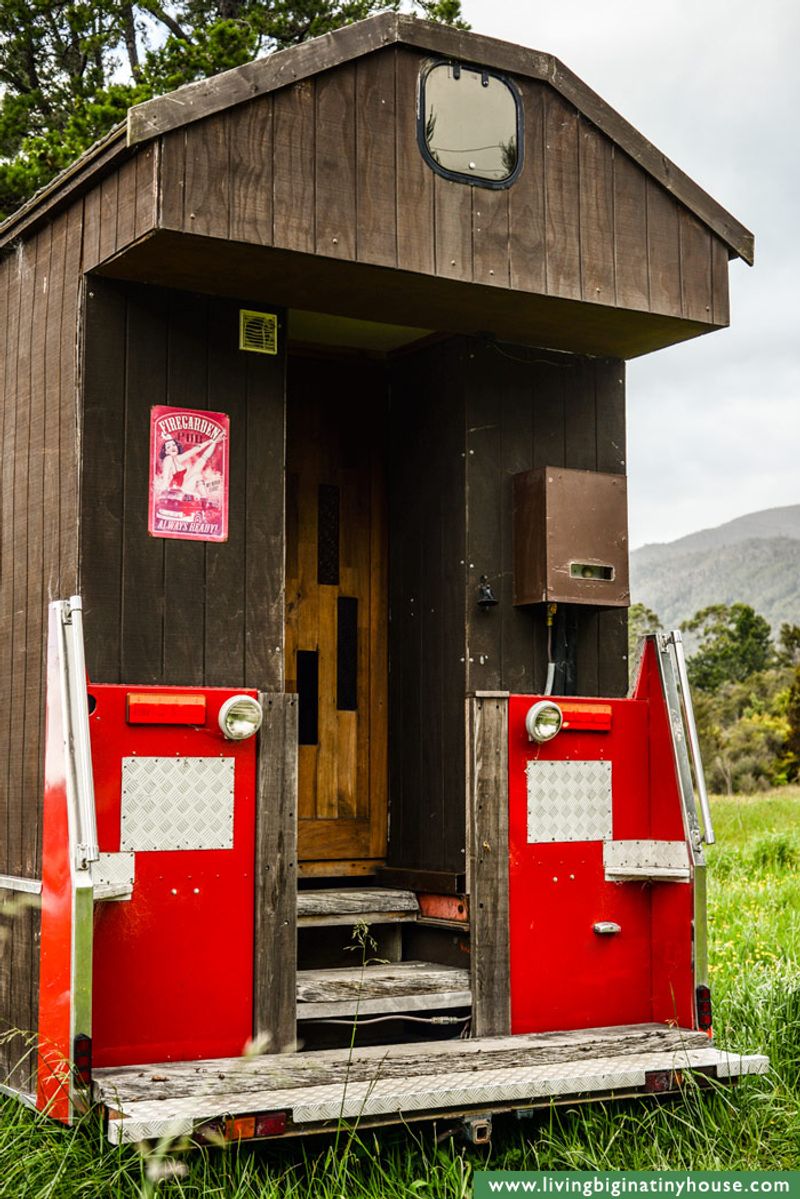 11 Brilliantly Creative Tiny Homes Made From Vehicles - Decor Hint Converted Fire Truck