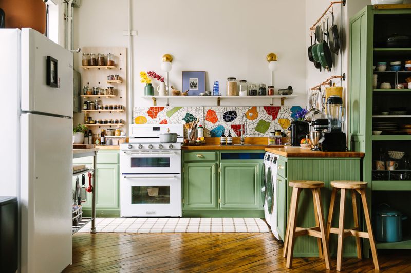 Color Pops That Bring Personality Without Commitment