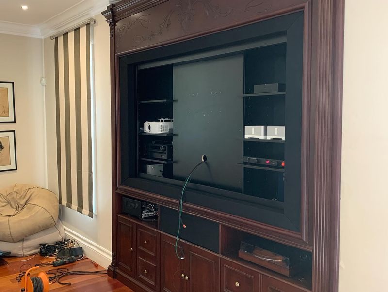 11 Furniture Items You Totally Do Not Need In Your Living Room - Decor Hint Bulky Entertainment Centers