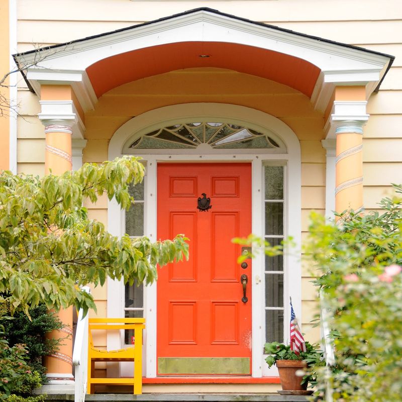 Make Your House Shine Again With These 16 Simple Updates - Decor Hint Refresh Front Door Color