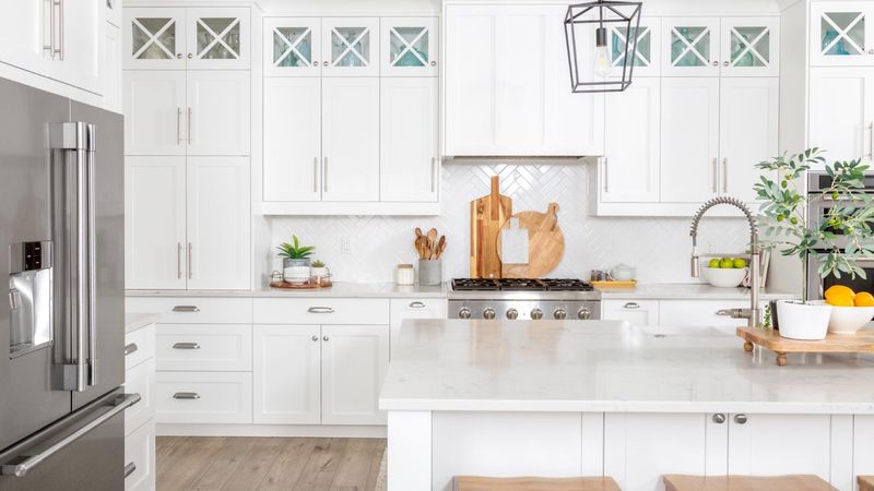 10 Fast Fixes From Colorado Home Stagers That Make A Big Impact - Decor Hint Update Kitchen Hardware