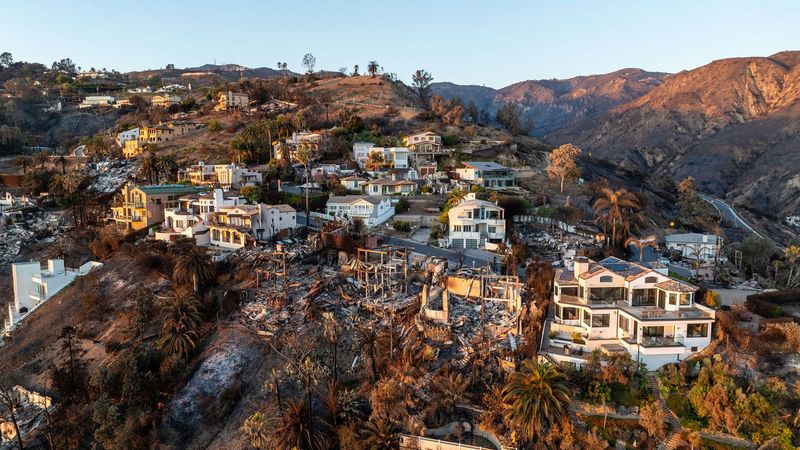 Los Angeles Housing Outlook 13 Properties At Risk Of Decreasing In Value - Decor Hint Uninsurable Post-Fire Homes