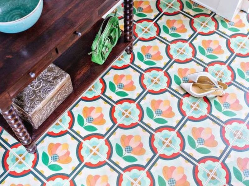 33 Once-Trendy Kitchen Designs That Are Slowly Coming Back - Decor Hint Linoleum Flooring