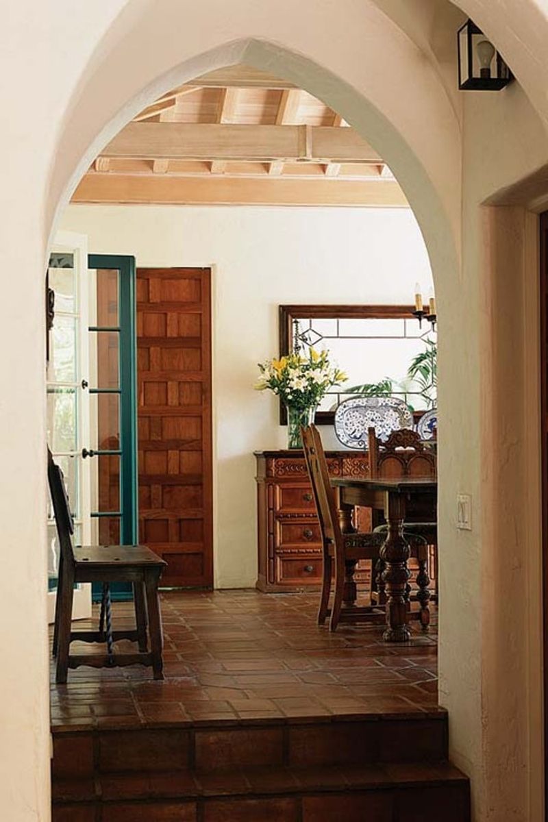 19 Old-World Design Elements That Bring A Rich Timeworn Elegance And Character To Any Space - Decor Hint Arched Doorways