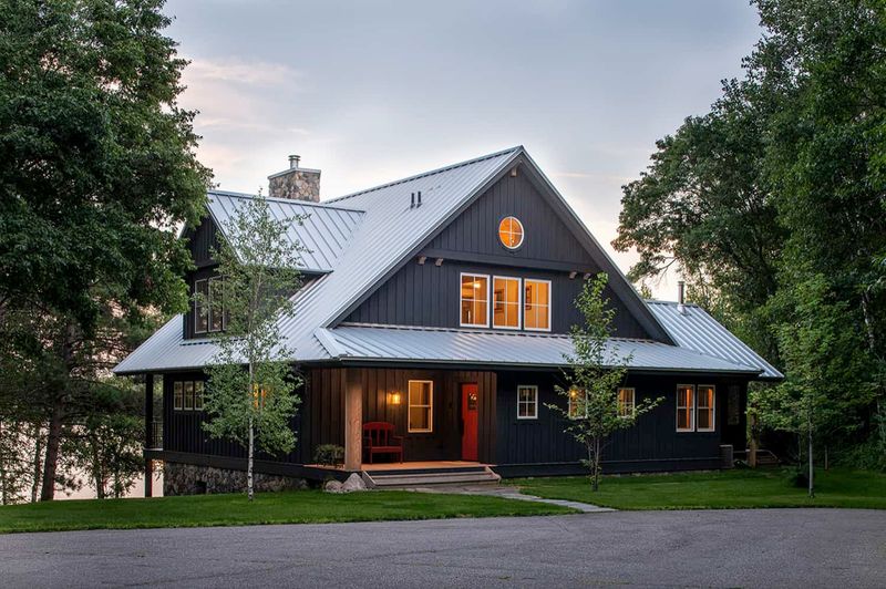 12 Scandinavian-Inspired Exterior Touches From Minnesota Cabins - Decor Hint Vertical Board Cladding