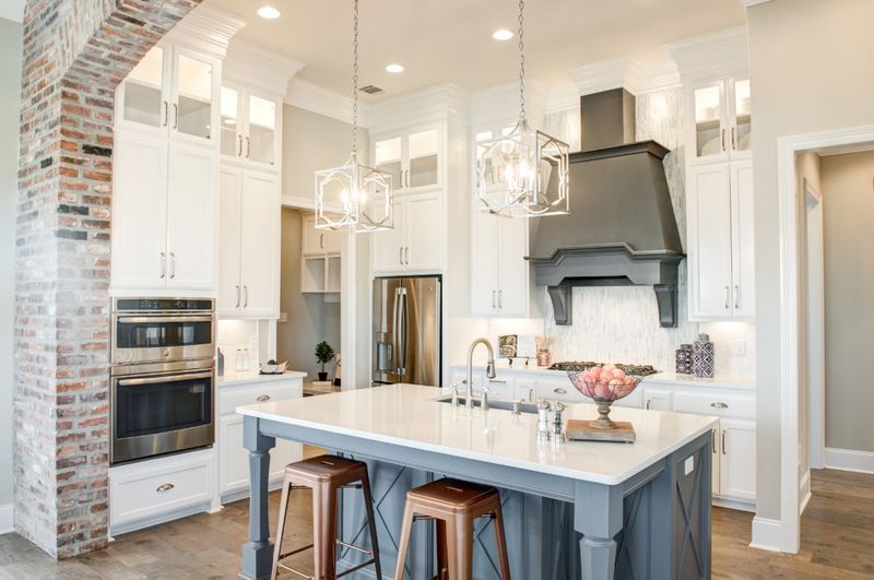 Mixed Metals Shine Together