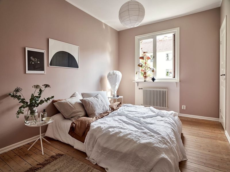 17 Colors Interior Designers Always Tell Clients To Use In A Bedroom - Decor Hint Blush Pink