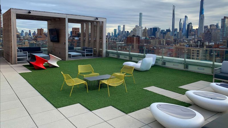 19 Unrealistic HGTV Projects That Would Never Work In Lubbock Homes - Decor Hint Rooftop Decks