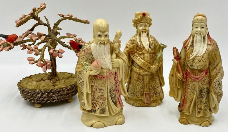 9 1900s Antiques That Looked Valuable But Weren't, And 4 That Really Were - Decor Hint Overly Elaborate Resin Figurines