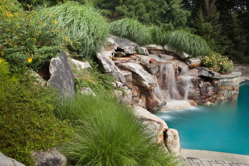 11 Picture-Perfect Outdoor Spaces Popping Up All Over Virginia Neighborhoods - Decor Hint Water Feature Wonders