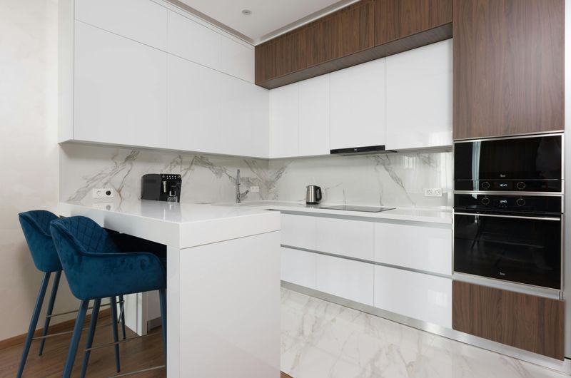 Worn Laminate Countertops