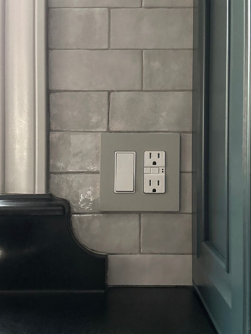 13 Cheap Fixes That Will Make Your House Feel Nicer - Decor Hint Replace Old Light Switch Plates