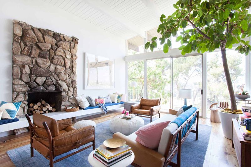 12 Invisible Mistakes Making Your Home Look Cluttered - Decor Hint Floating Furniture Syndrome