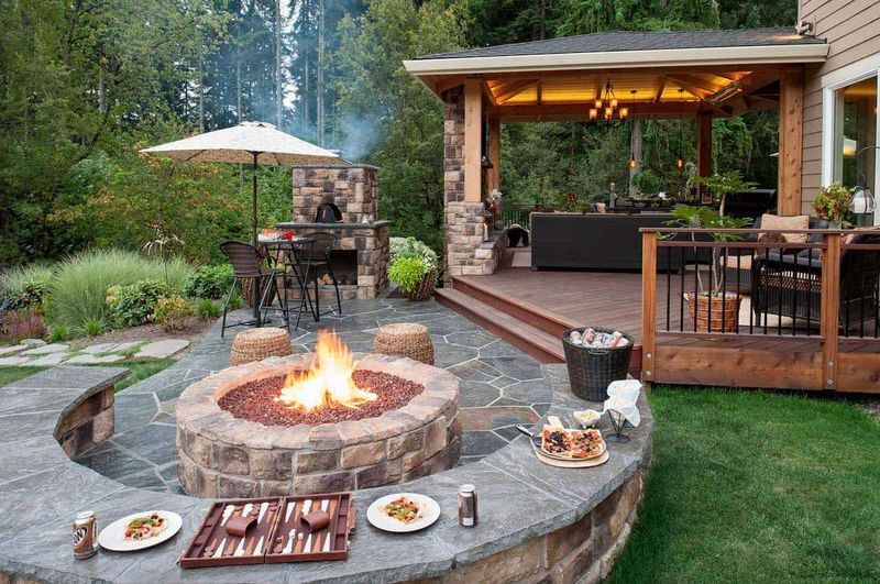 Fire Features for Year-Round Enjoyment