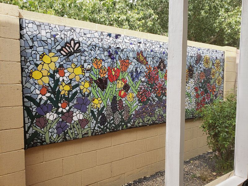 11 Gorgeous Garden Wall Decorating Ideas For A Perfect Outdoor Space - Decor Hint Mosaic Tile Accent