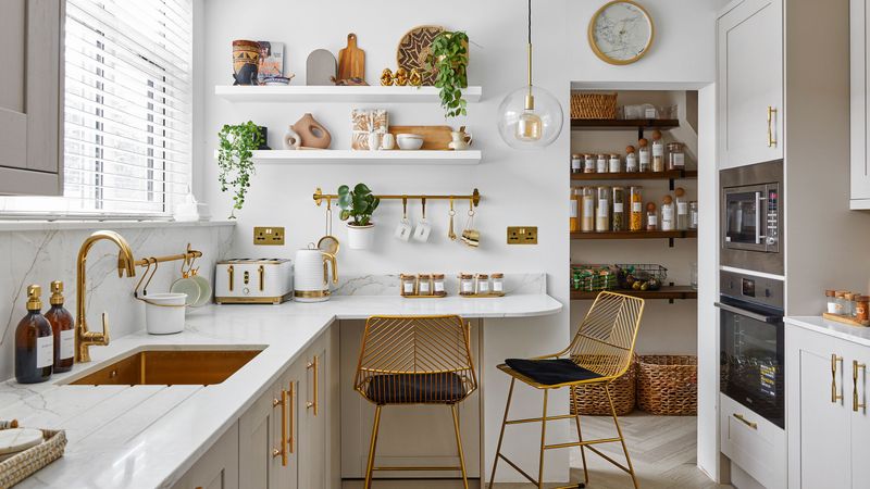 13 Small Kitchen Trends That Need To Be On Your Radar If You're Planning A Reno This Year - Decor Hint Vertical Storage Solutions