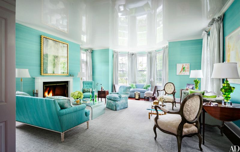 Illinois Designers Warn: These 10 Couch Colors Feel Stale - Swap For These 10 - Decor Hint Refreshing Aqua