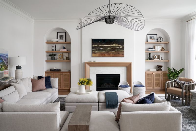 12 Stylish Living Room Ideas To Elevate Your Space With Effortless Design - Decor Hint Statement Lighting That Transforms The Mood