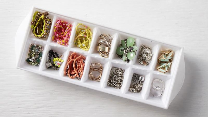 33 Organizing Hacks To Transform Your Home - Decor Hint Ice Cube Tray Jewelry Organizer