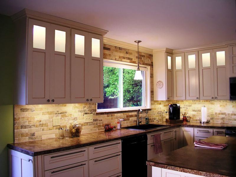 From Drab To Fab 6 Things Making Your Kitchen Look Budget And 8 That Make It Shine - Decor Hint Under-Cabinet Lighting