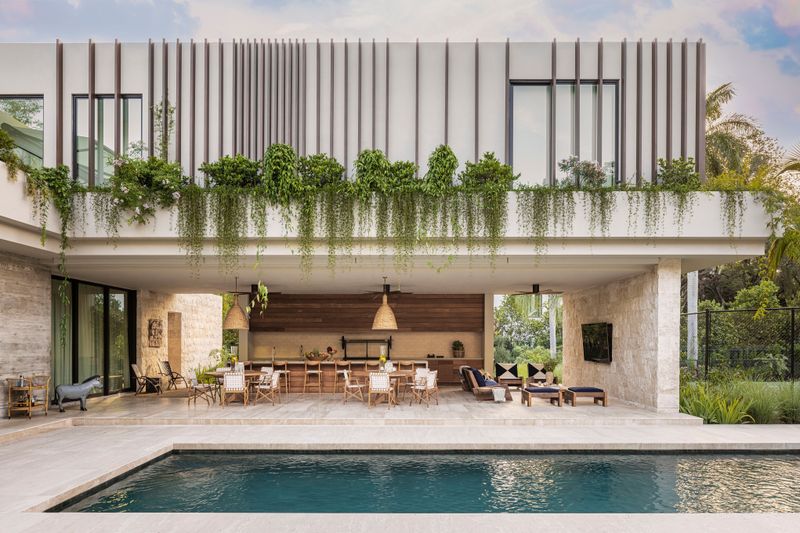 Florida's 12 Home Designs That Could Be History In The Next Decade - Decor Hint Tropical Modern Hybrids: Identity Crisis Houses