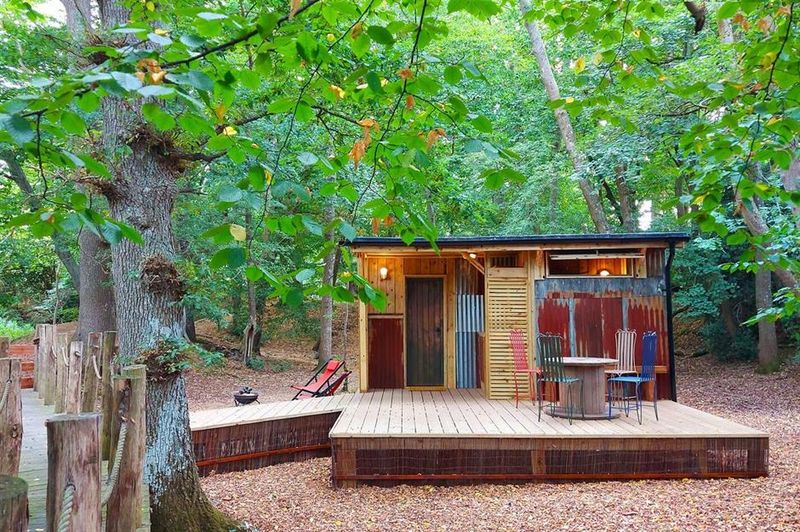 Tour 11 Tiny Homes Built From Recycled Materials - Decor Hint Living Big Eco-Tiny House