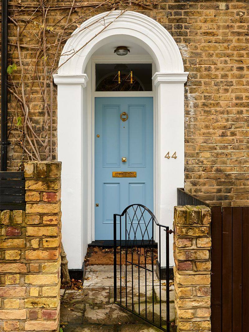 Wish‑List Living In A Narrow Victorian Townhome