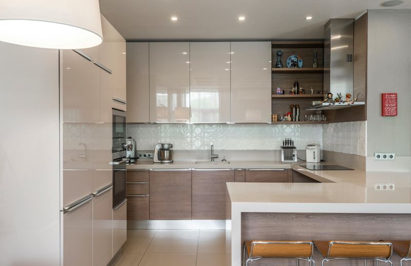 5 Kitchen Styles For Cabinets That Could Quickly Lose Appeal In 2026 - Decor Hint Two-Tone Cabinets