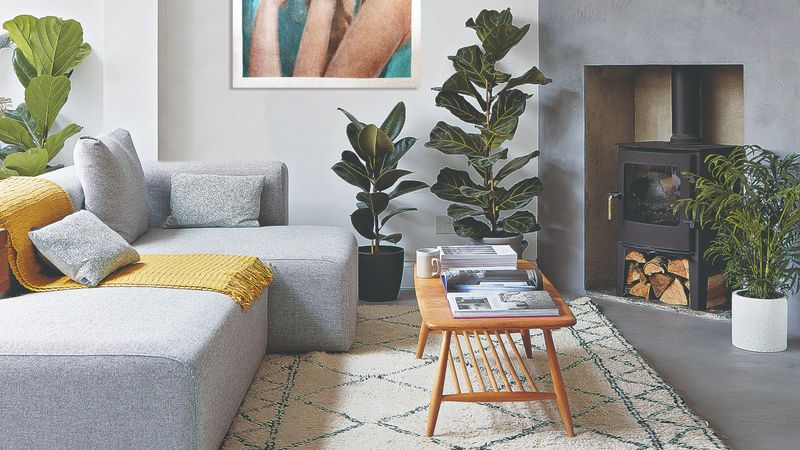 11 Sofa Styling Tricks For A Perfectly Put-Together Living Room - Decor Hint Consider the Rule of Thirds
