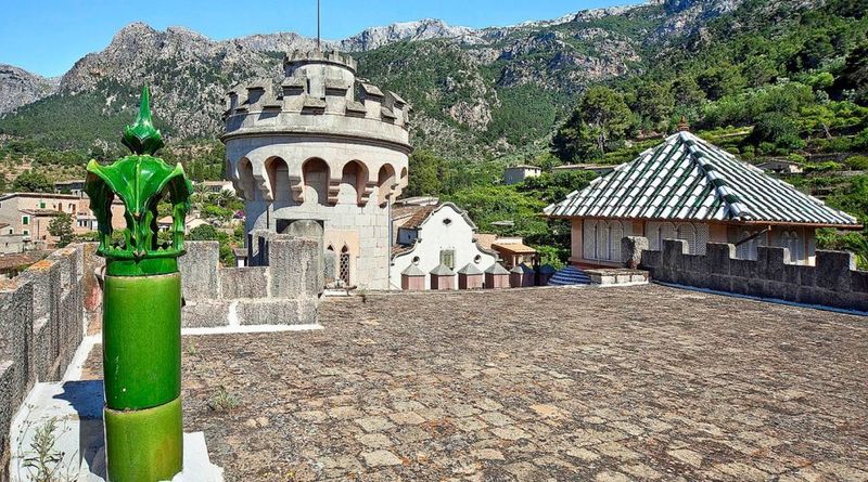 Discover 10 Enchanting Fairytale Castles Waiting For New Owners - Decor Hint Soller Castle