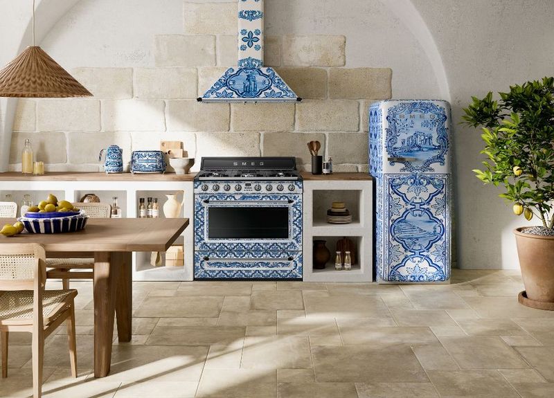 6 Kitchen Colors To Try In Lebanon Homes And 6 More Beautiful Tones For A Fresh Look - Decor Hint Mediterranean Blue