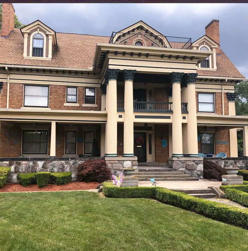 Neoclassical Columned Entry