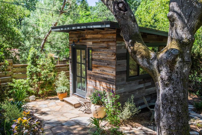 Ohio's Real Estate Shake-Up: 7 Home Types Losing Value By 2025 (And 10 Ready To Boom!) - Decor Hint Homes With ADUs: Two-For-One Value Proposition