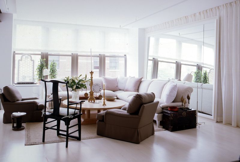 17 Mindful Decorating Ideas For Small Apartments - Decor Hint Mirrors Amplify Natural Light