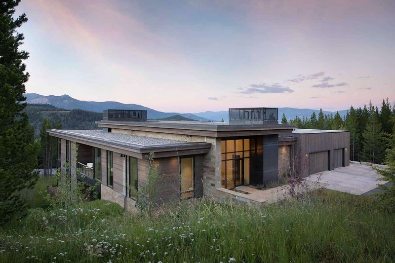 12 Of The Best Mountain-Style House Plans Combining Rustic And Contemporary Design - Decor Hint Alpine Minimalist
