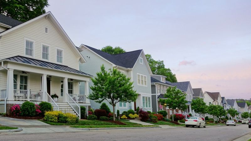 Suburban Neighborhoods With Large Lots