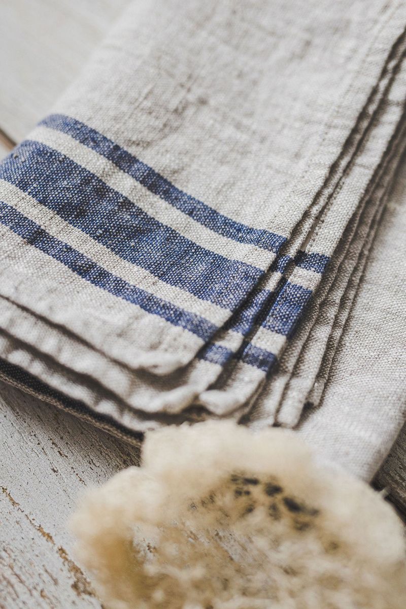 21 Cool Things Under $20 That'll Make Your Home Look More Expensive - Decor Hint Linen or Cotton Tea Towels