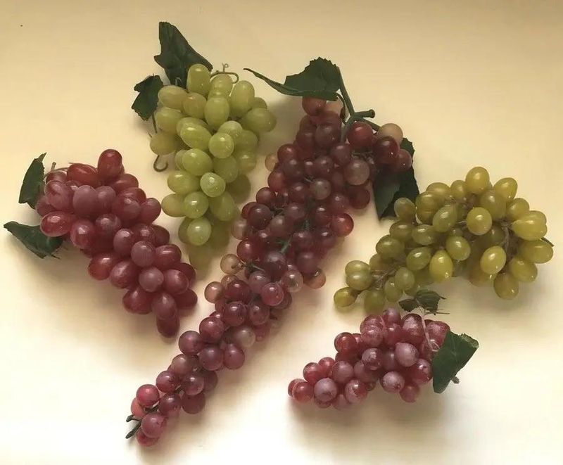 20 Outdated Décor Items That Make Your House Look Cheap - Decor Hint Fake Fruit Displays