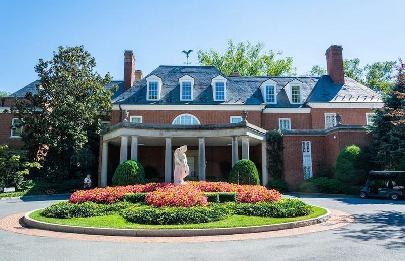 Explore 16 Historic Brick Mansions Constructed By America's Legendary Wealthy Families - Decor Hint Hillwood Estate – Post Family, Washington, D.C.