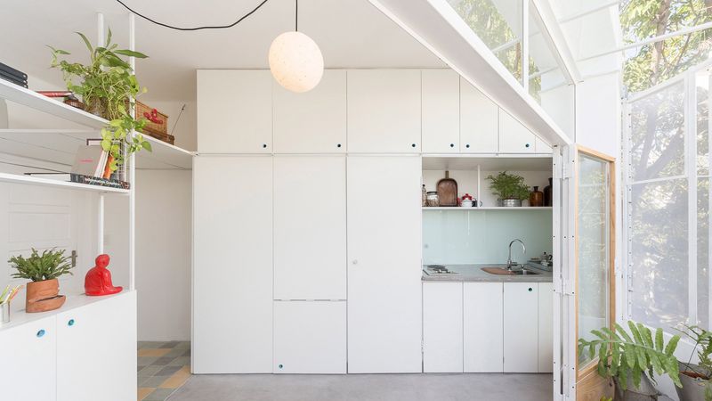5 Tips On How Chicago Apartments Use Smart Furniture To Maximize Space - Decor Hint Wall-Mounted Everything From Desks To Kitchens