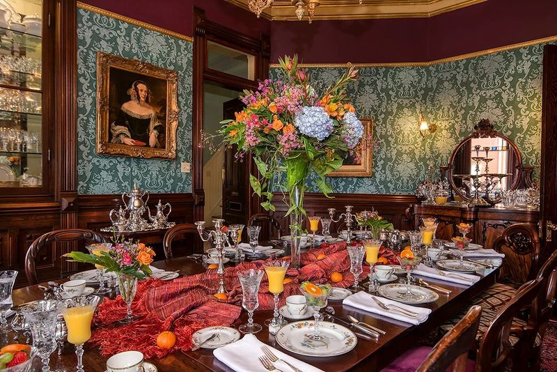 17 Must-See Photos Of An 1888 Queen Anne Home In Little Rock - Decor Hint Formal Dining Room