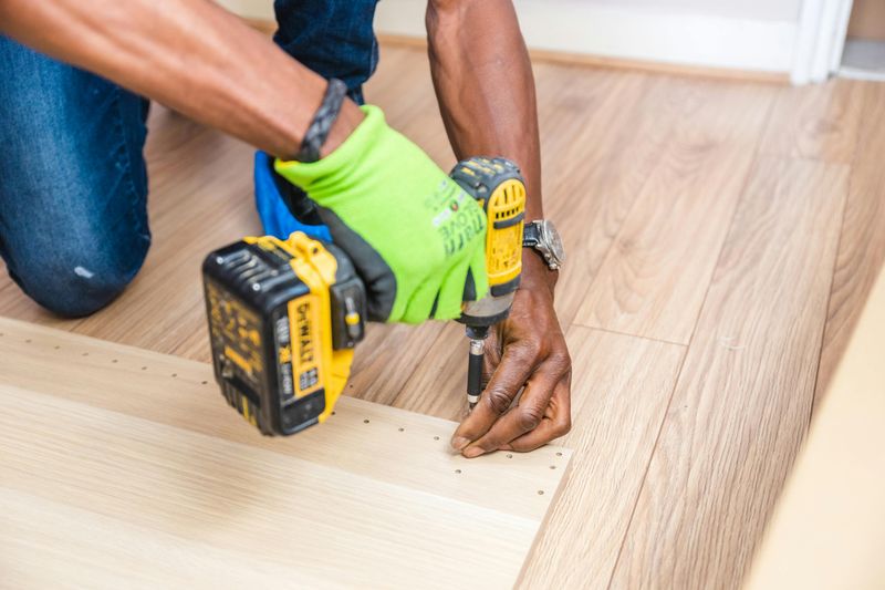 10+ Home Repairs To Consider Before Selling Your Los Angeles Property - Decor Hint Repair Damaged Flooring