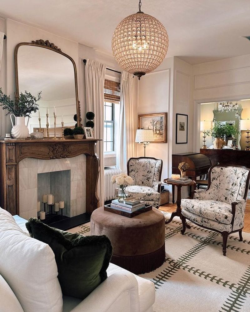 13 Timeless Design Trends Interior Experts Are Loving Again This Year - Decor Hint Vintage-Modern Decor Mixing