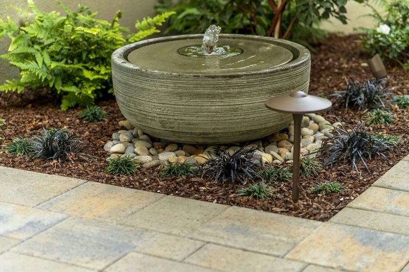 Create A Lush Escape 23 Gorgeous Designs For Small Backyards - Decor Hint Corner Fountain