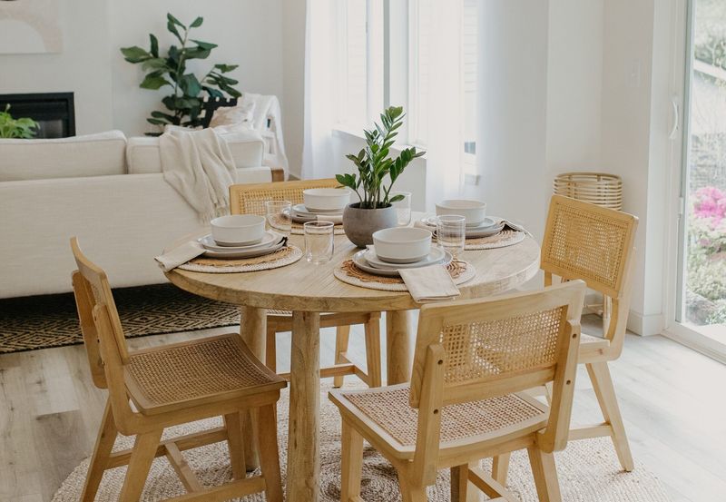 Set A Simple Yet Sophisticated Table