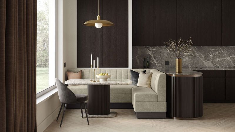 22 Charming Kitchen Ideas That Have Never Gone Out Of Style In America - Decor Hint Corner Banquettes That Maximize Space